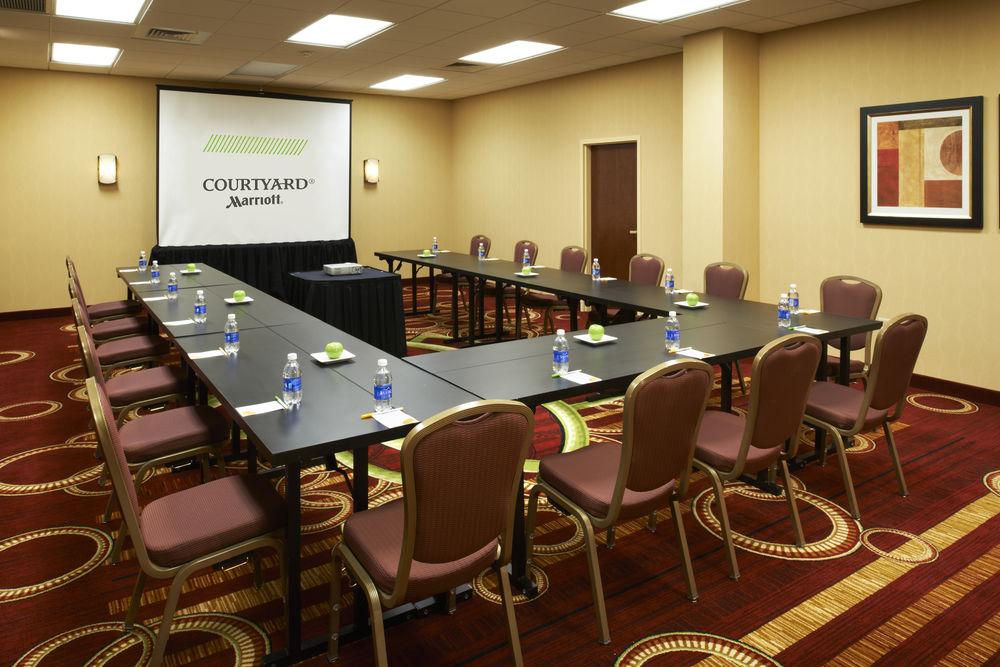 Courtyard By Marriott Chicago Downtown/River North Екстер'єр фото