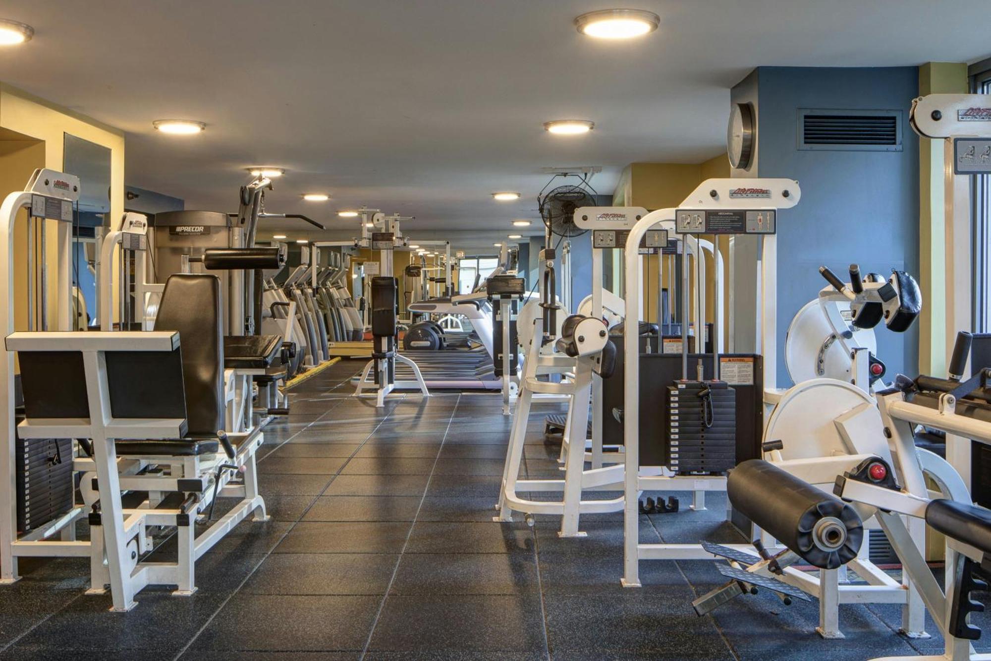 Courtyard By Marriott Chicago Downtown/River North Екстер'єр фото