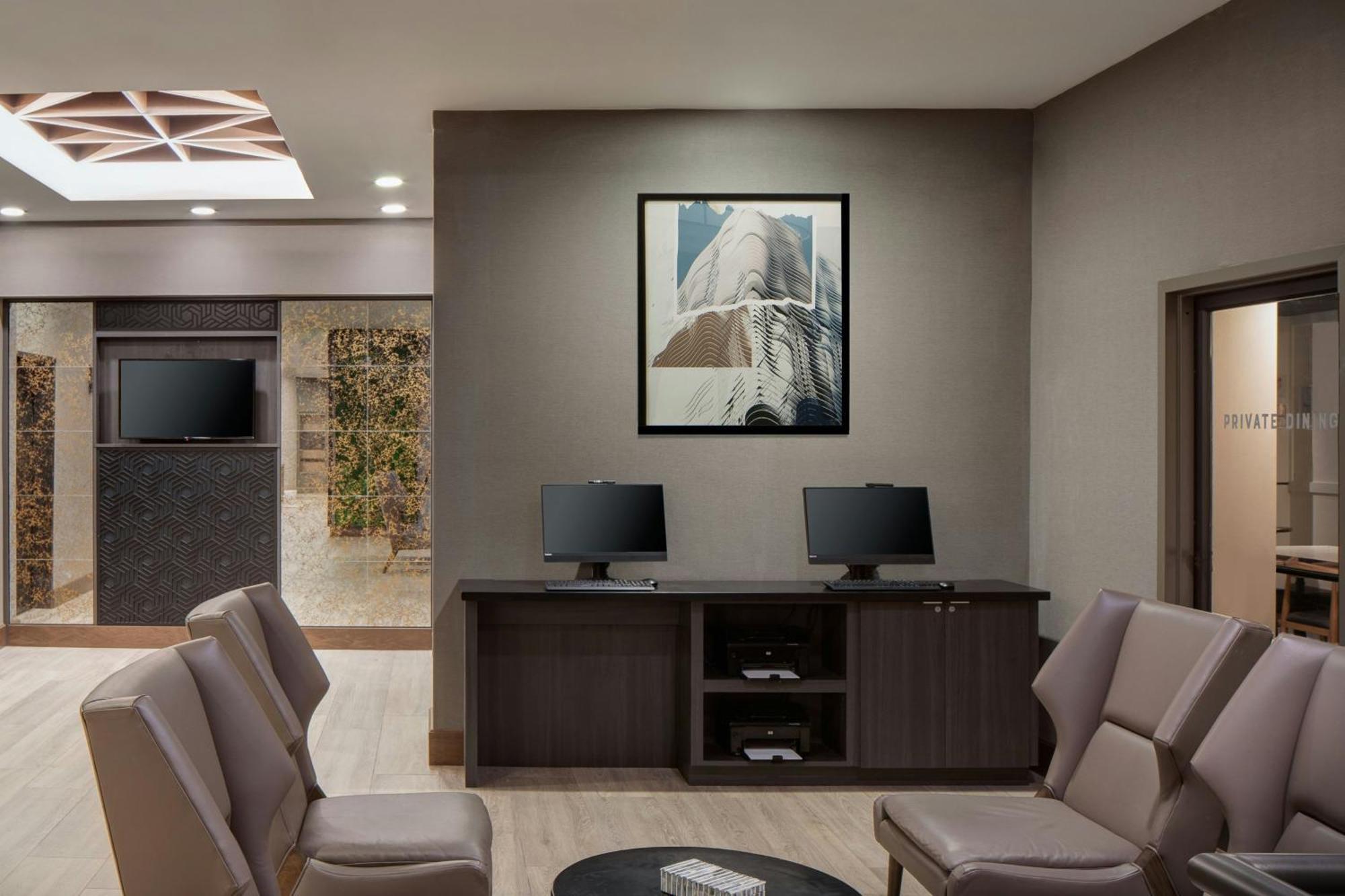 Courtyard By Marriott Chicago Downtown/River North Екстер'єр фото