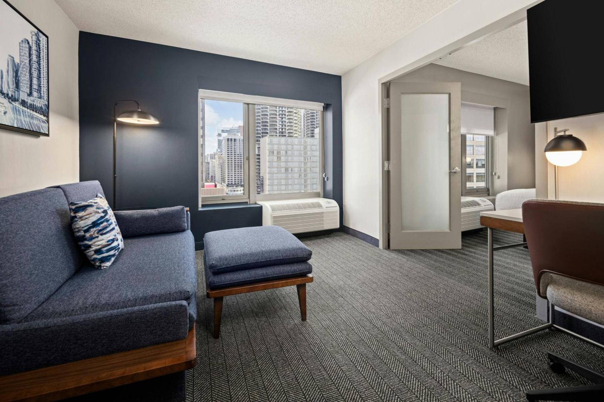 Courtyard By Marriott Chicago Downtown/River North Екстер'єр фото