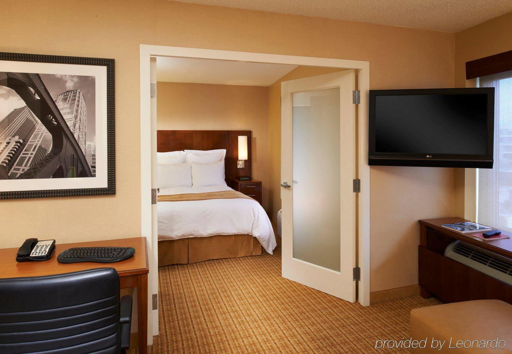 Courtyard By Marriott Chicago Downtown/River North Екстер'єр фото